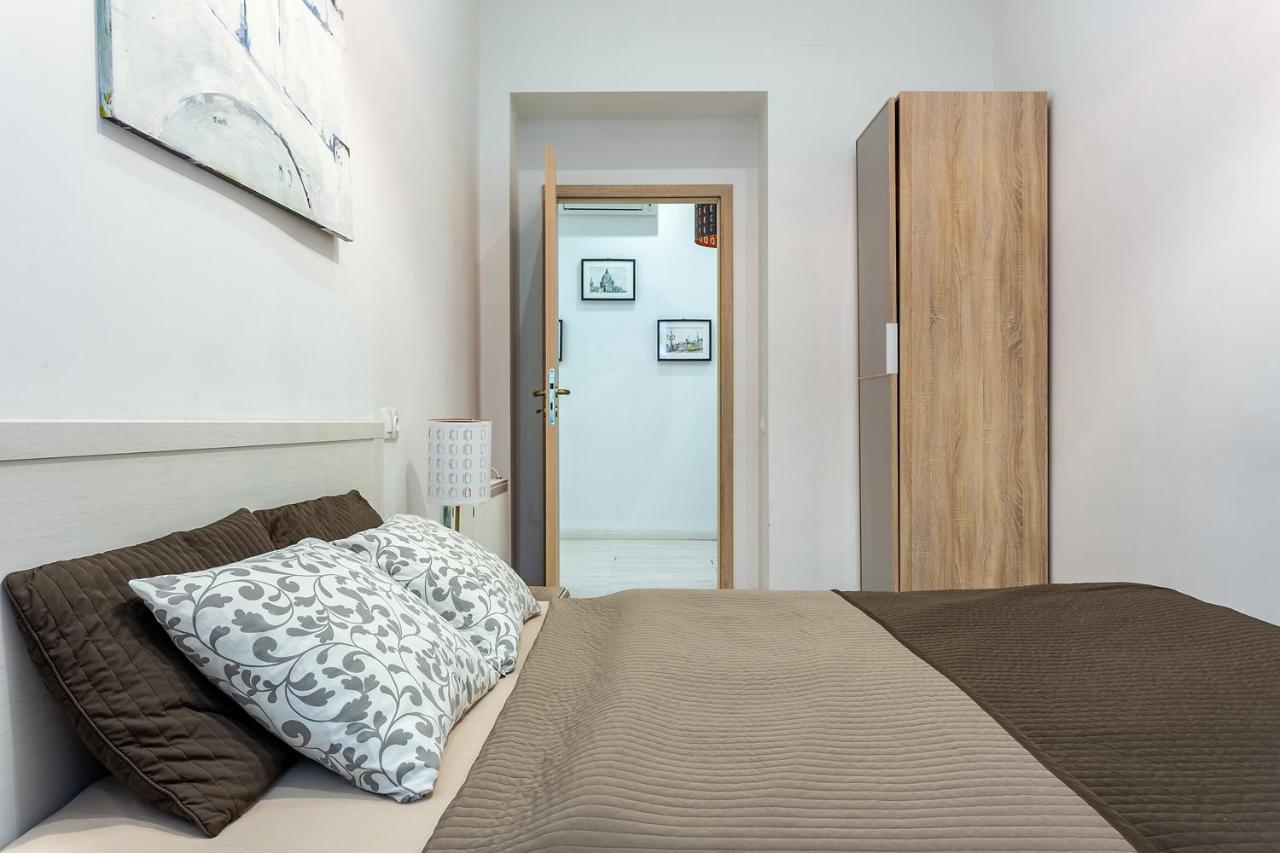Apartament Goldcentral Dob *